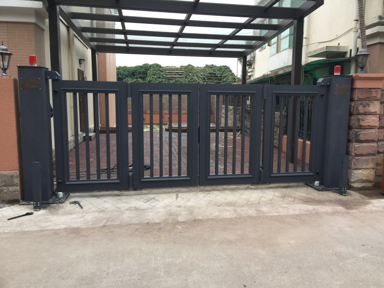 黑河黑河德阳市悬浮折叠门